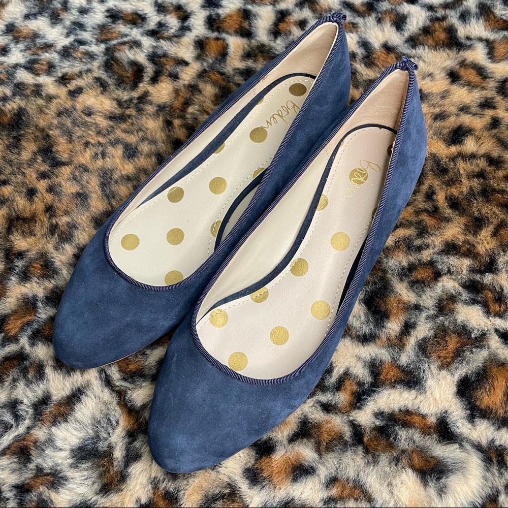 Boden navy blue flat shoes